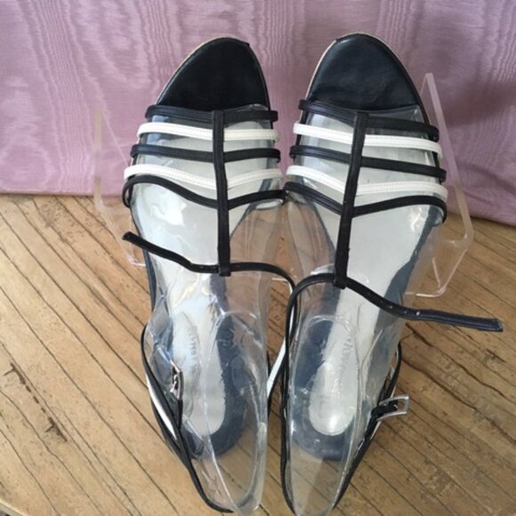 Giorgio Armani Black and White Strappy Sandals Size 36 (US6) - Picture 6 of 9